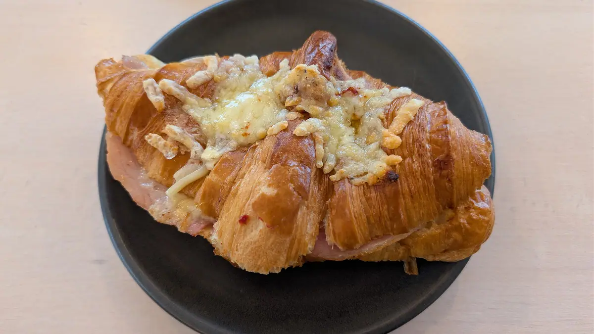German Bakery bakes
